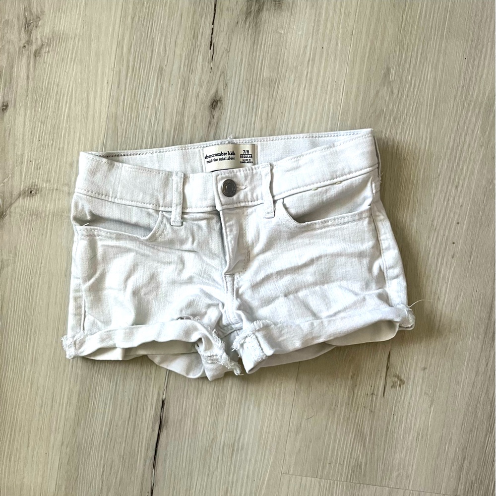 Abercrombie kids girl’s denim midi short GUC size 7/8